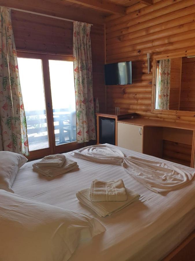 Hotel Adriatik 2 Škalngur Exteriör bild